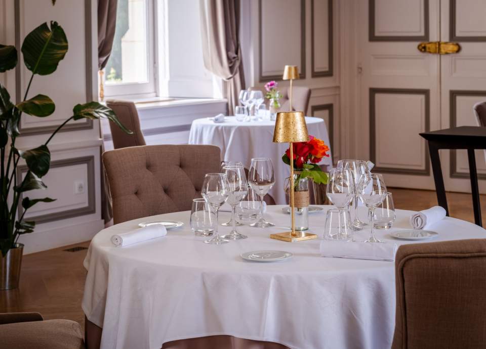 Hotel Chateau Poitiers,Vienne · Chateau De Dissay